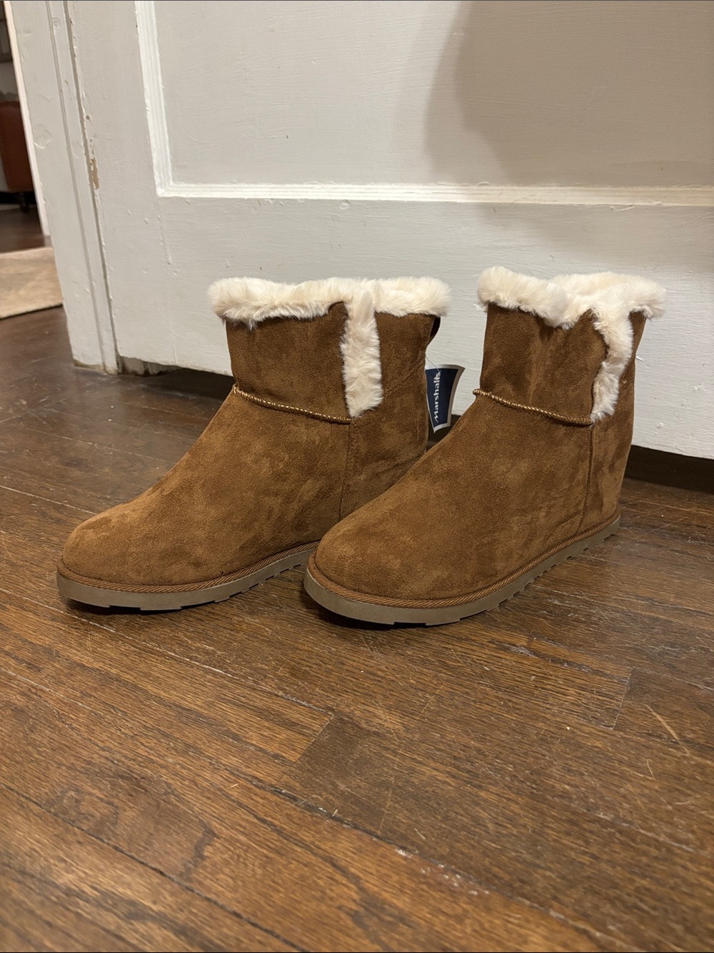 Cushionaire Fur lined Wedge Ankle Boots